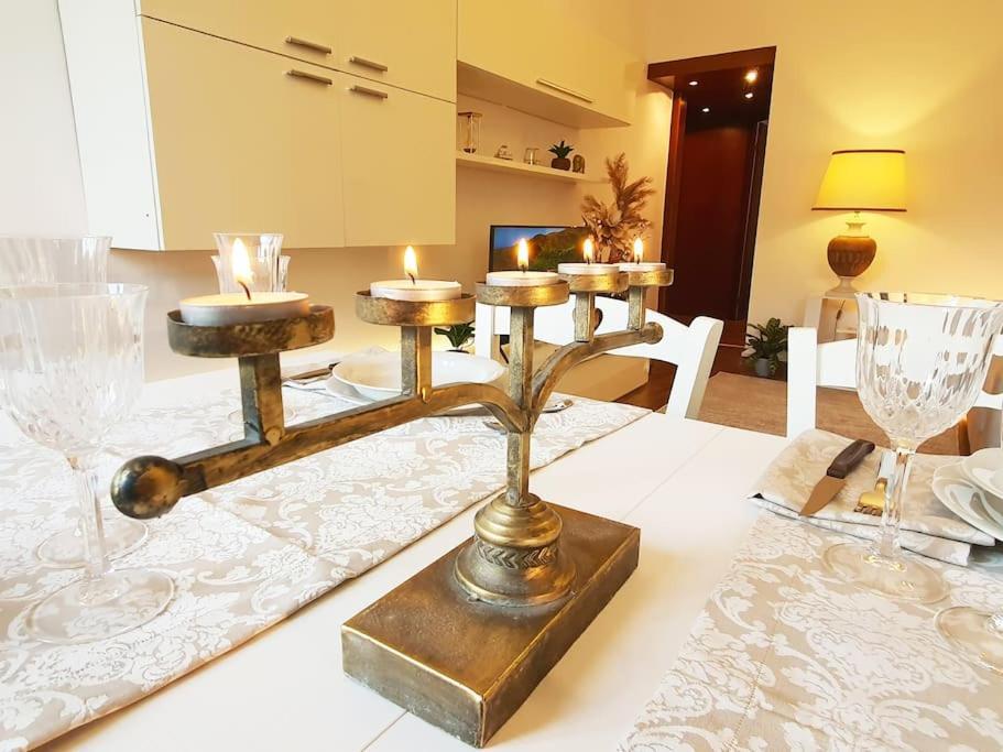 King Como Lake Center 9 Posti Letto- Grande Terrazza - 2 Bagni Privati ภายนอก รูปภาพ